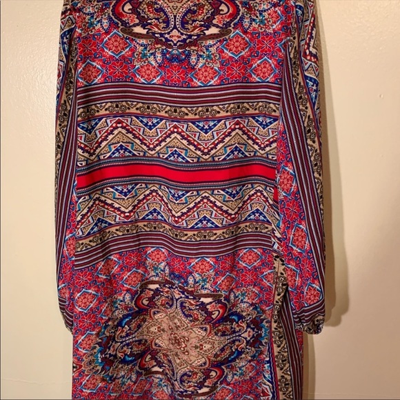 Plus Size Flattering Dress - Picture 3 of 4